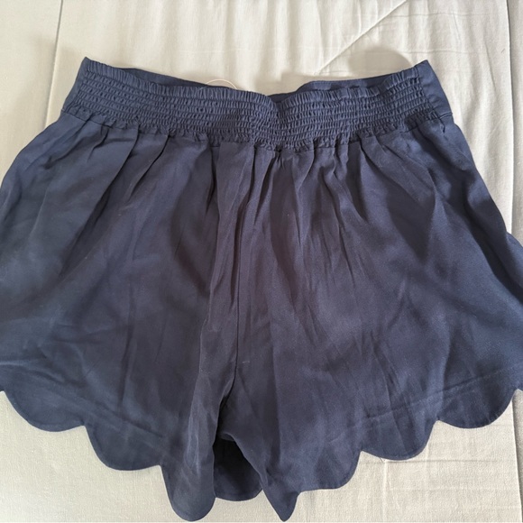 Lilly Pulitzer Dahlia Shorts in True Navy - Picture 6 of 8